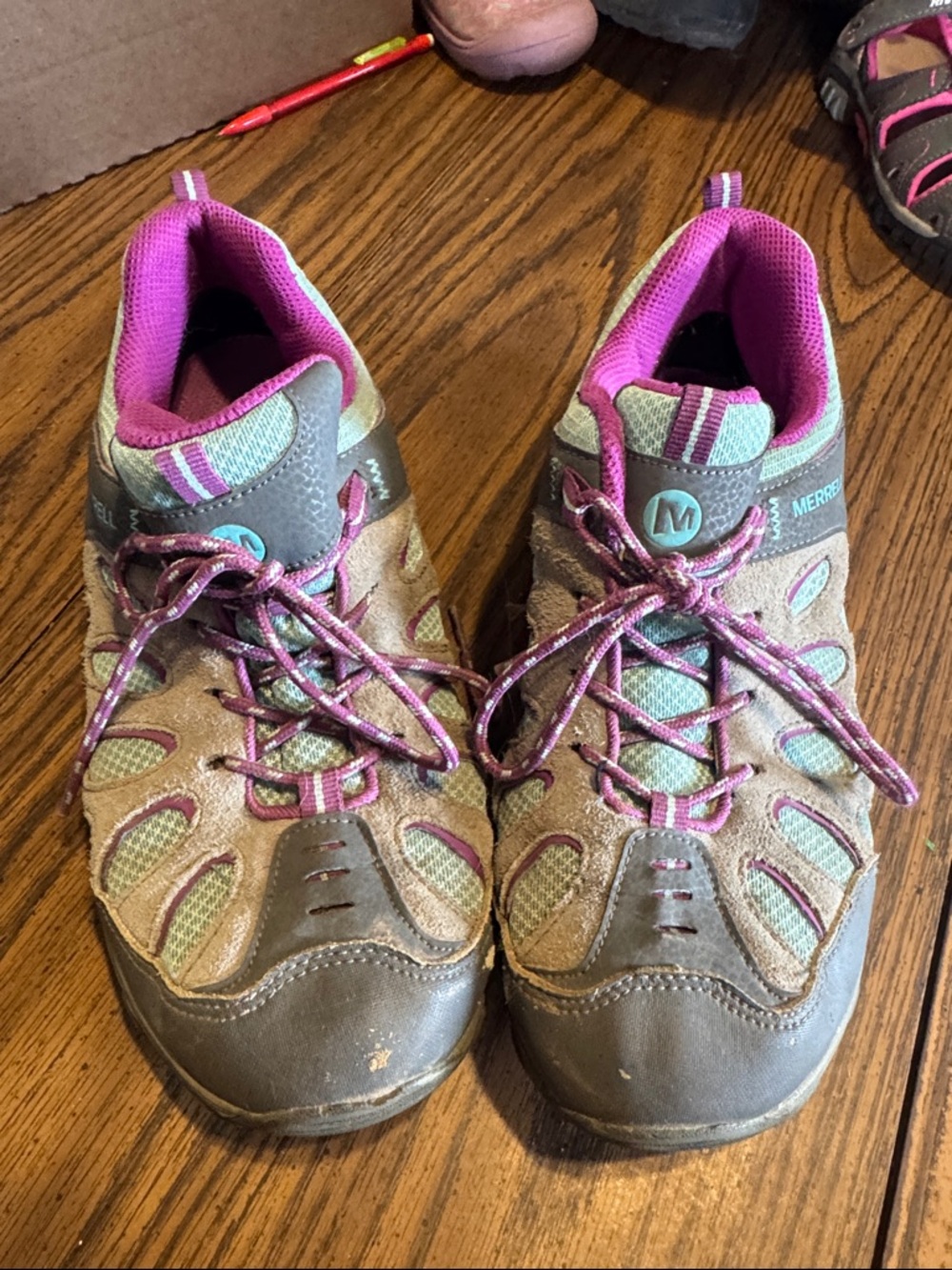 Merrell Kids Gray and Pink Trail Sneakers